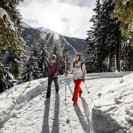 Kessler's Kulm Gaestehaus 3* Давос